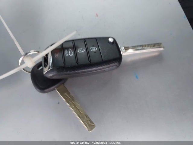 KIA Optima Lx 2019 5XXGT4L35KG362684 Image 11