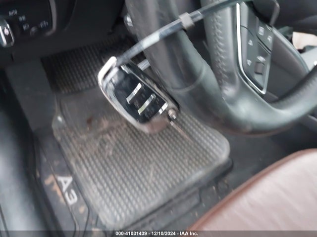 2017 AUDI A3 WAUB8GFF4H1025475 Photo 10