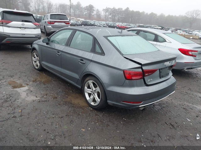 2017 AUDI A3 WAUB8GFF4H1025475 Photo 2