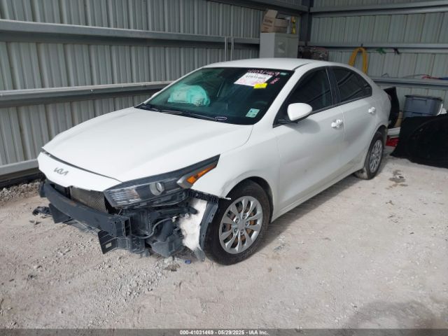 3KPF24AD2NE430219 KIA FORTE FE
