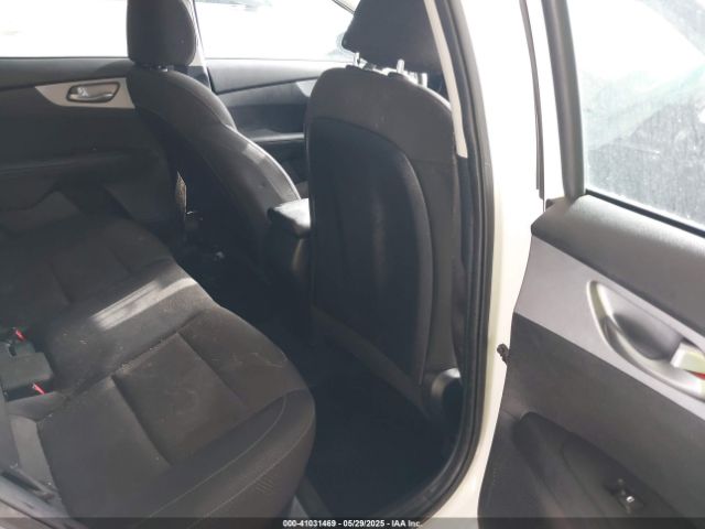 3KPF24AD2NE430219 KIA FORTE FE