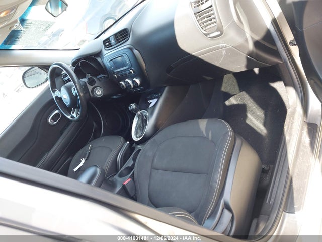 KIA SOUL + 2016 KNDJP3A53G7342717 Image 5