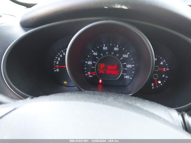KIA SOUL + 2016 KNDJP3A53G7342717 Image 7