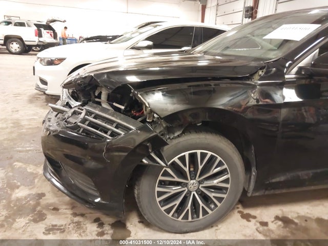 41031500 :رقم المزاد ، 3VWC57BU9KM246890 vin ، 2019 Volkswagen Jetta 1.4t R-line/1.4t S/1.4t Se مزاد بيع
