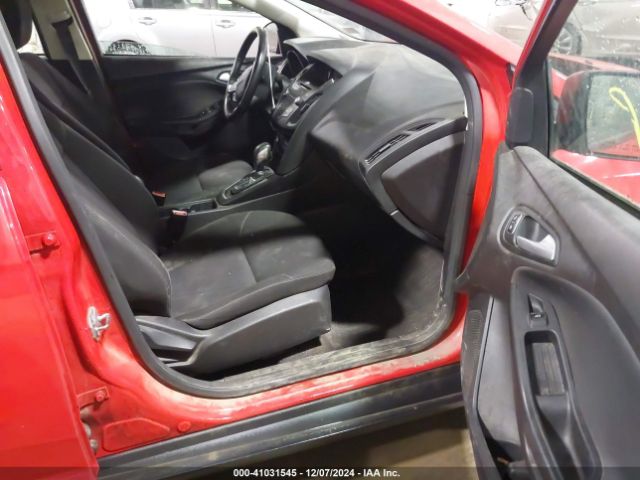 1FADP3F28HL340021 Ford FOCUS SE