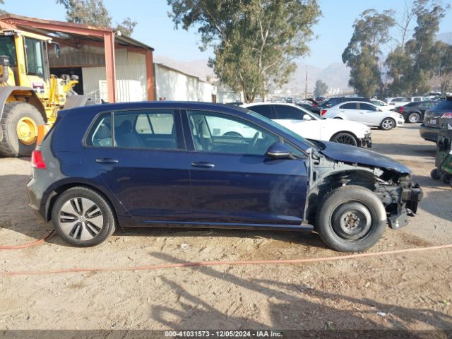 WVWKP7AU2GW913476 Volkswagen E-golf Se