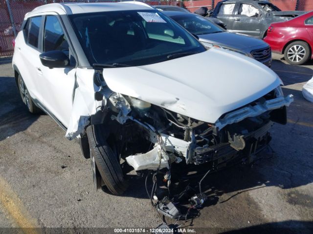 3N1CP5DV5LL536013 Nissan Kicks Sr Xtronic Cvt