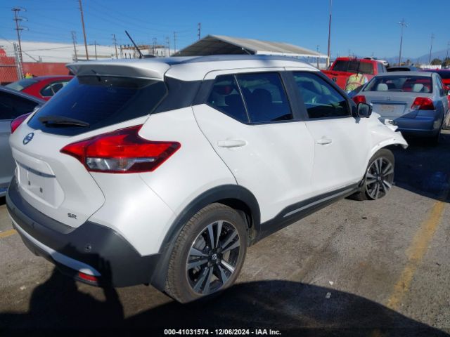 3N1CP5DV5LL536013 Nissan Kicks Sr Xtronic Cvt