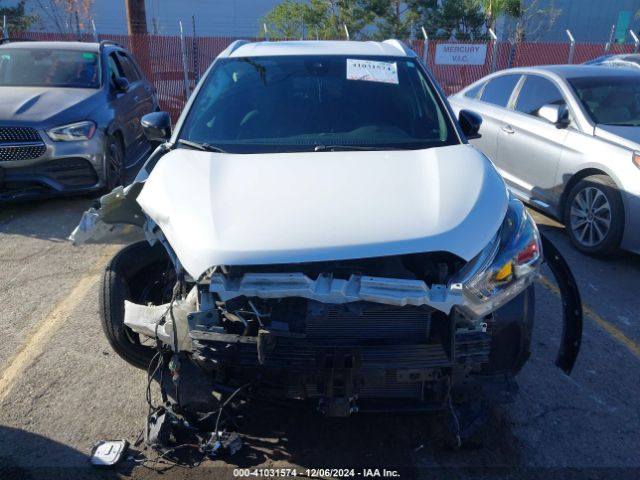 3N1CP5DV5LL536013 Nissan Kicks Sr Xtronic Cvt