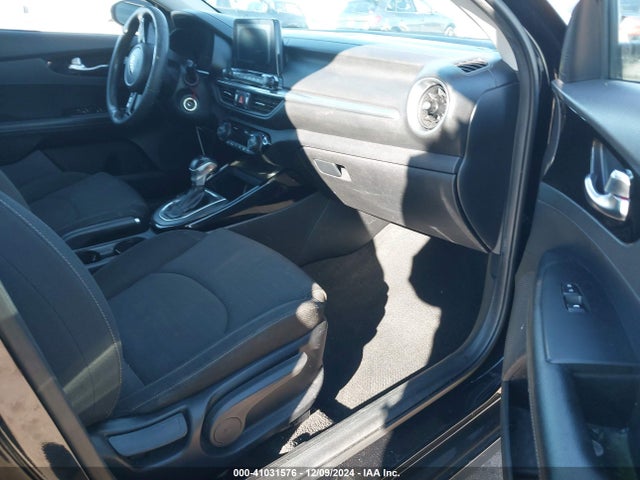 KIA FORTE S 2019 3KPF34ADXKE018915 Image 5