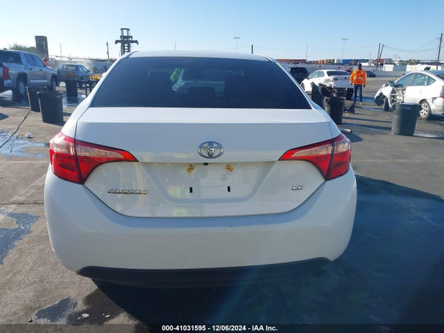 Toyota COROLLA LE 2018 2T1BURHE1JC991217 Image 16