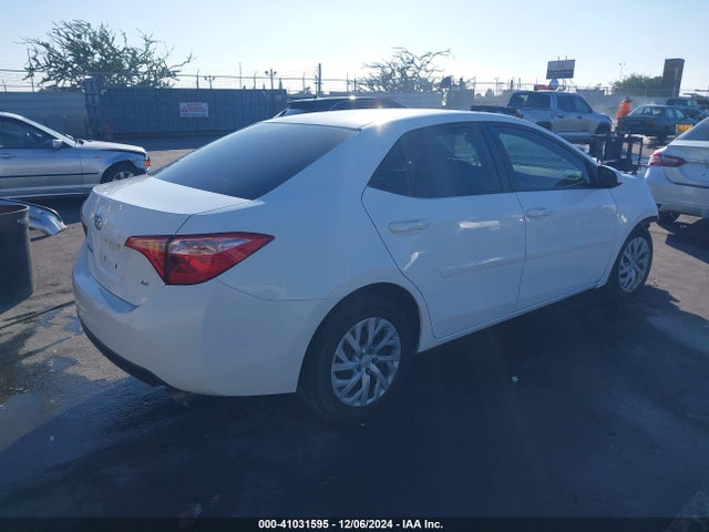 Toyota COROLLA LE 2018 2T1BURHE1JC991217 Image 4