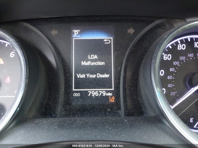 Toyota CAMRY LE 2018 4T1B11HK0JU074011 Image 16