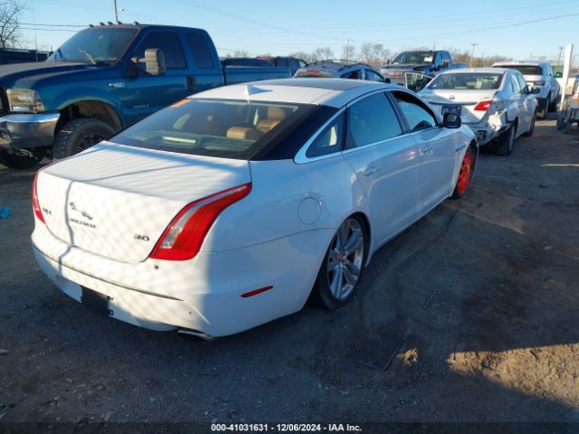 2015 JAGUAR XJ SAJWA2GZ7F8V81158 Photo 3