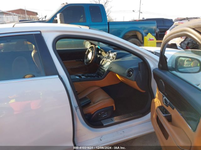 2015 JAGUAR XJ SAJWA2GZ7F8V81158 Photo 4