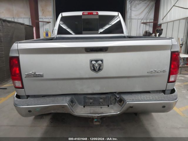3C6UR5DL9HG584275 RAM 2500 Big Horn  4x4 6'4 Box