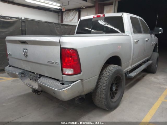 3C6UR5DL9HG584275 RAM 2500 Big Horn  4x4 6'4 Box