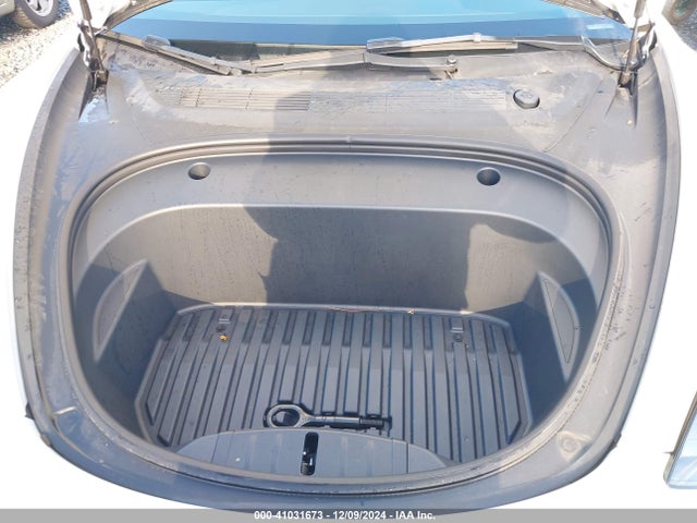 2023 TESLA MODEL 3 5YJ3E1EA2PF474243 Photo 9