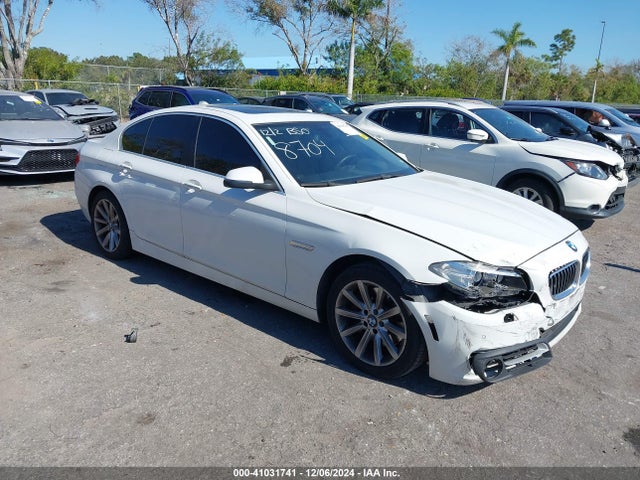 2015 WBA5B1C56FD918704 главное изображение