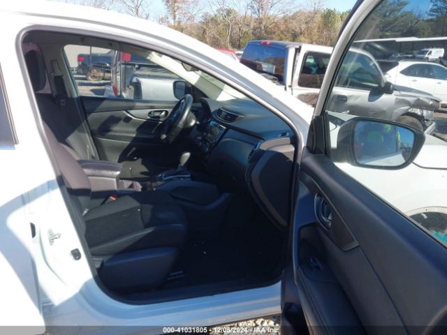 JN1BJ1CPXKW236551 Nissan Rogue Sport S
