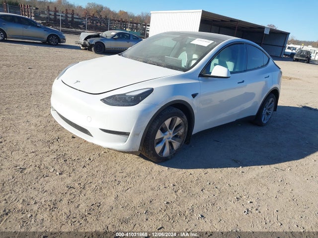 2023 TESLA MODEL Y 7SAYGDEE5PA174328 Photo 1