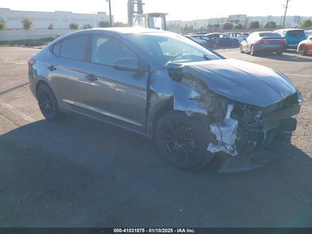 2019 5NPD74LF5KH401358 main image