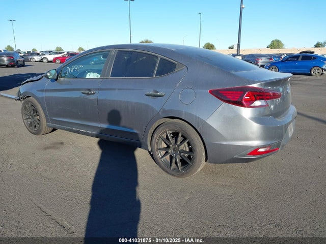 Hyundai ELANTRA SE 2019 5NPD74LF5KH401358 Image 3
