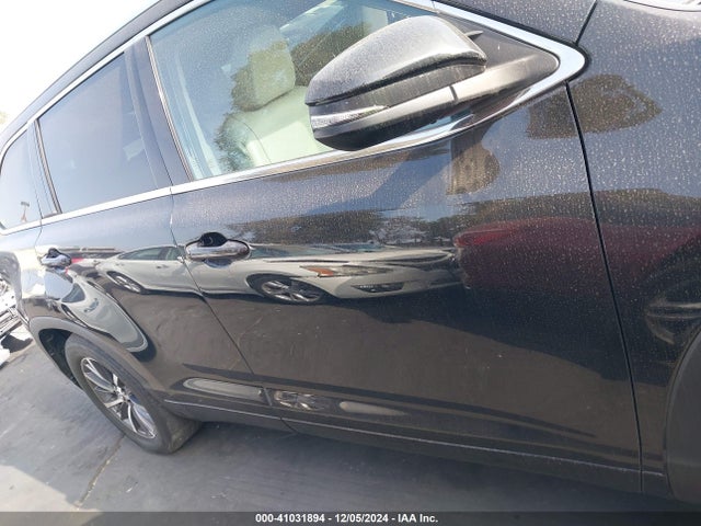 Toyota Highlander Xle 2018 5TDKZRFH5JS534786 Image 14