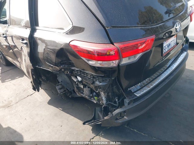 Toyota Highlander Xle 2018 5TDKZRFH5JS534786 Image 12