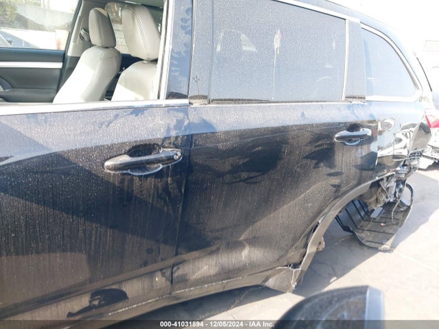 Toyota Highlander Xle 2018 5TDKZRFH5JS534786 Image 18