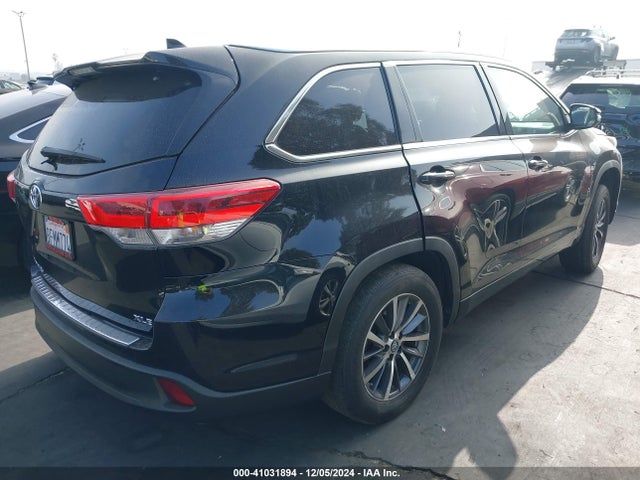 Toyota Highlander Xle 2018 5TDKZRFH5JS534786 Image 4