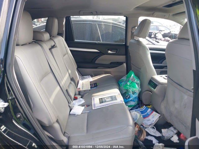 Toyota Highlander Xle 2018 5TDKZRFH5JS534786 Image 8
