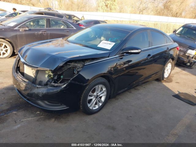 5NPEB4AC1EH880555 Hyundai SONATA GLS