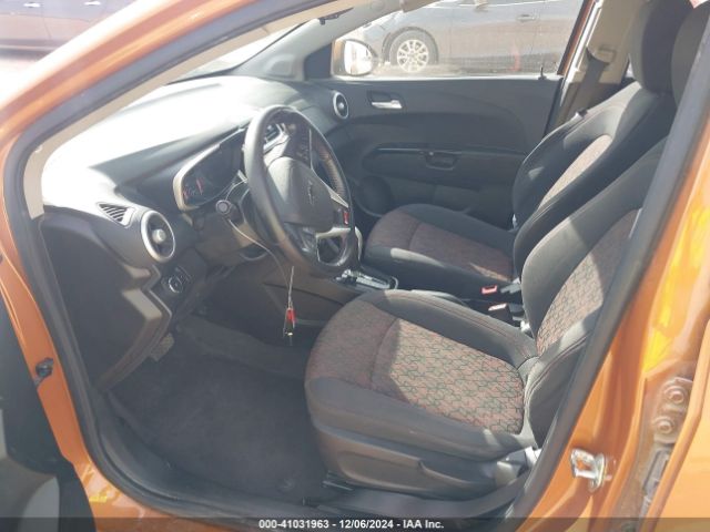 1G1JD6SBXK4106535 Chevrolet Sonic Lt Auto