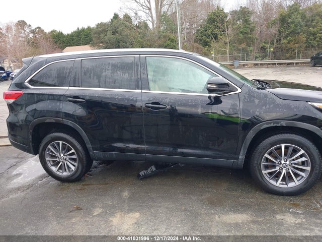Toyota Highlander Xle 2019 5TDKZRFH9KS566223 Image 13