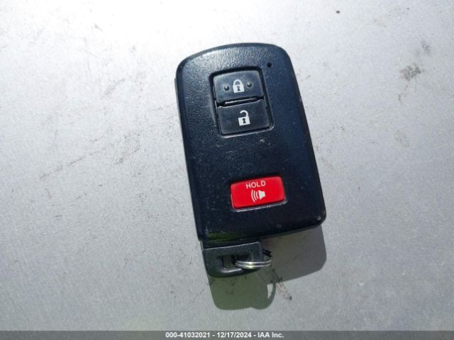 2T3WFREV0JW466249 Toyota Rav4 Adventure/xle