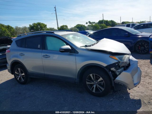 2T3WFREV0JW466249 Toyota Rav4 Adventure/xle