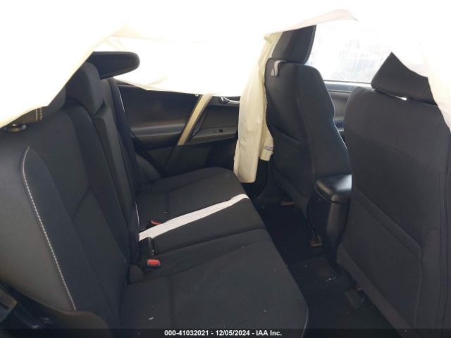 2T3WFREV0JW466249 Toyota Rav4 Adventure/xle