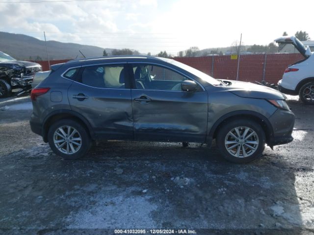 JN1BJ1CR5JW294051 Nissan Rogue Sport Sv