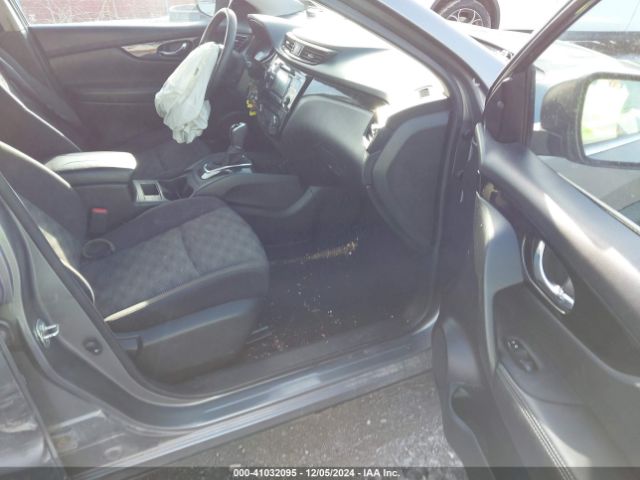 JN1BJ1CR5JW294051 Nissan Rogue Sport Sv