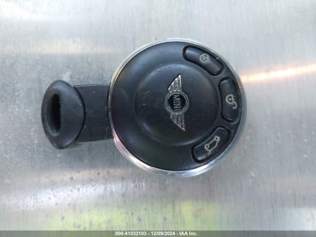 2011 MINI COOPER S COUNTRYMAN WMWZC5C59BWM10943 Photo 10