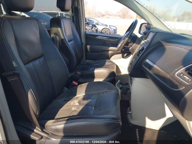 2C4RC1BG7ER326311 Chrysler Town & Country Touring