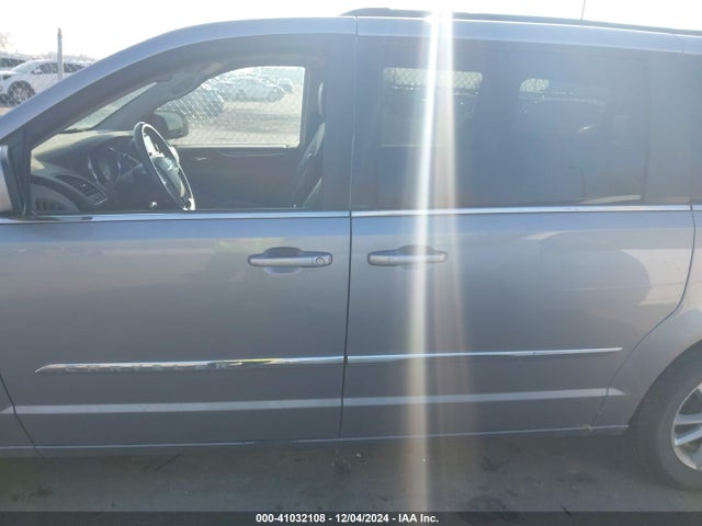 2C4RC1BG7ER326311 Chrysler Town & Country Touring
