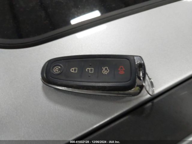 1FADP3N25JL261736 Ford Focus Titanium