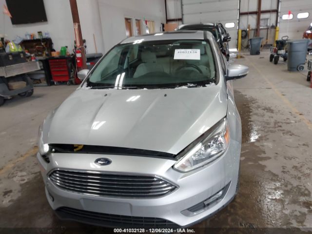 1FADP3N25JL261736 Ford Focus Titanium