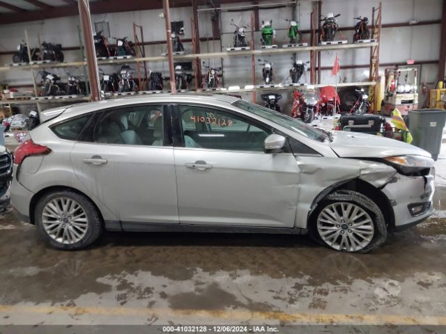 1FADP3N25JL261736 Ford Focus Titanium