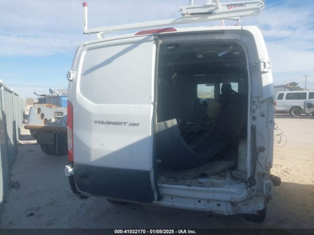 1FTYR2YM2JKA55499 Ford Transit-250