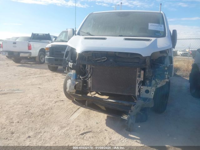 1FTYR2YM2JKA55499 Ford Transit-250