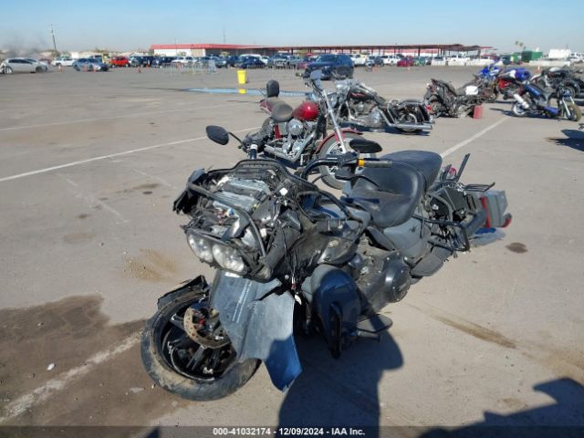 2022 HARLEY-DAVIDSON FLTRK 1HD1KZF10NB652095 Photo 1