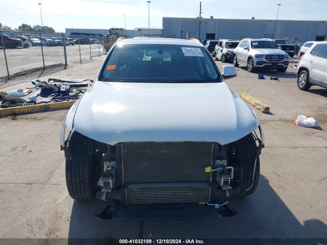 WA1C2AFP4HA077391 Audi Q5 2.0t Premium